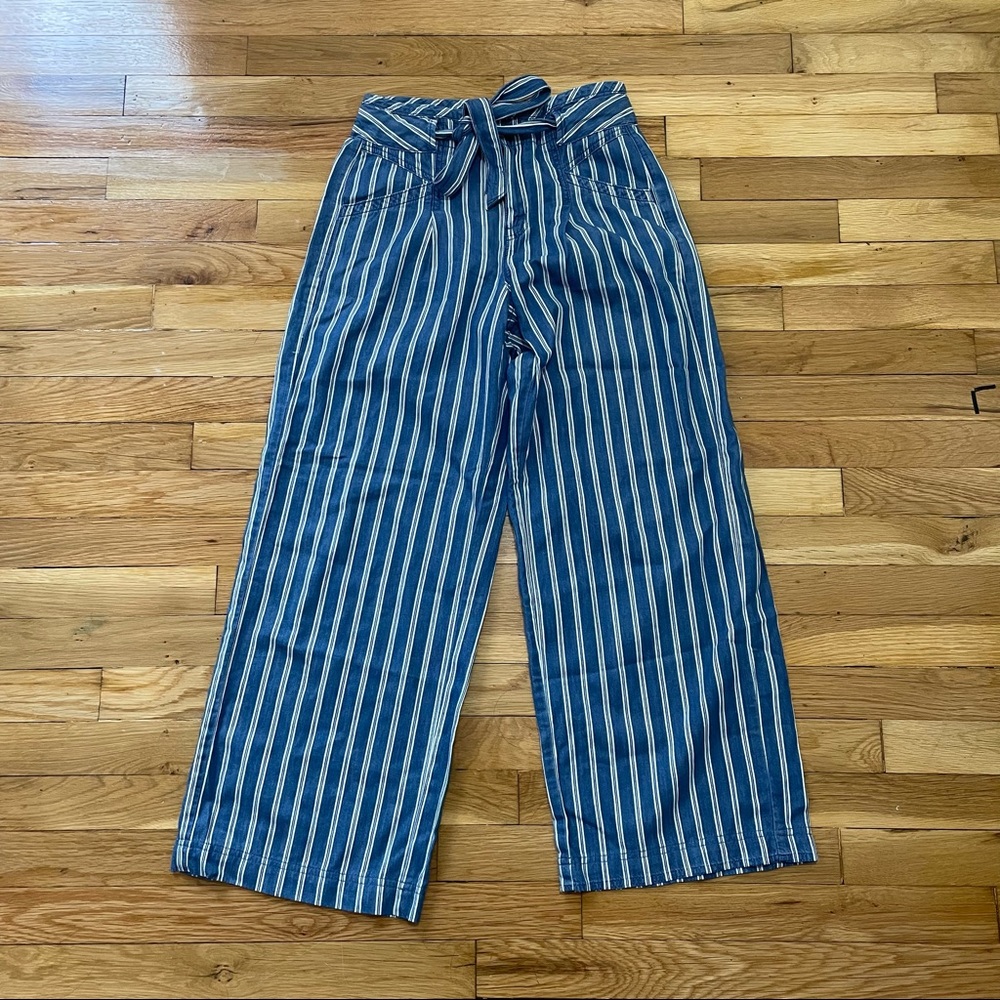 NEW American Eagle Wide Striped Pants Waist Tie Paper Bag Boho. Size 2